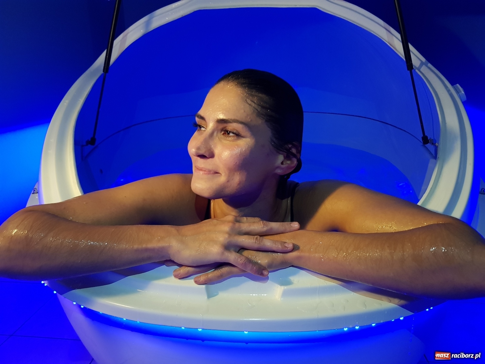 Zdjęcie w galerii na portalu naszraciborz.pl: “Musisz spróbować, aby uwierzyć” - opinie na temat terapii floatingowej wiadomości z regionu