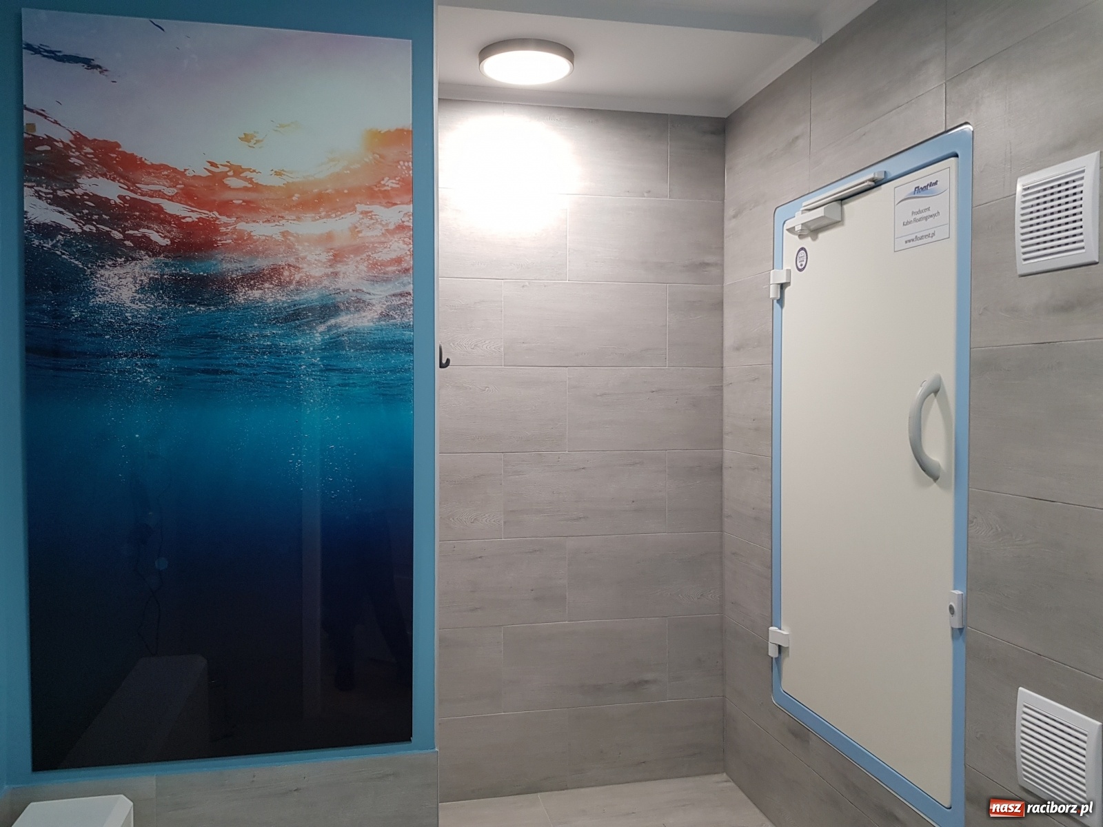 Zdjęcie w galerii na portalu naszraciborz.pl: “Musisz spróbować, aby uwierzyć” - opinie na temat terapii floatingowej wiadomości z regionu