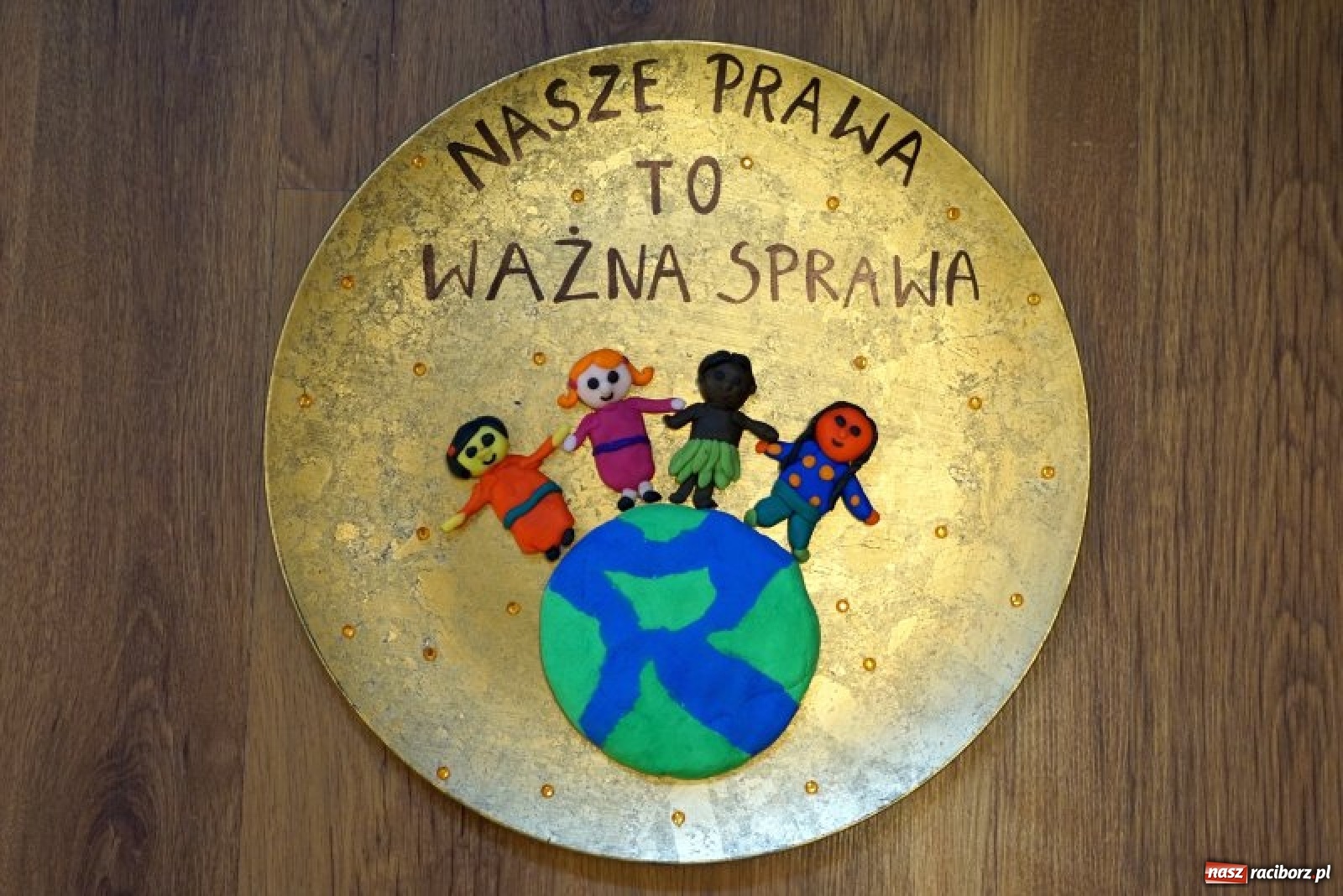 Zdjęcie w galerii na portalu naszraciborz.pl: Prawa dziecka. Konkurs plastyczny  wiadomości z regionu