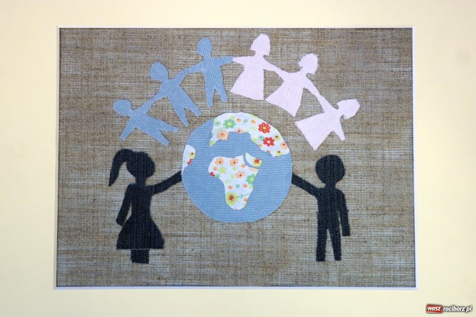 Zdjęcie w galerii na portalu naszraciborz.pl: Prawa dziecka. Konkurs plastyczny  wiadomości z regionu