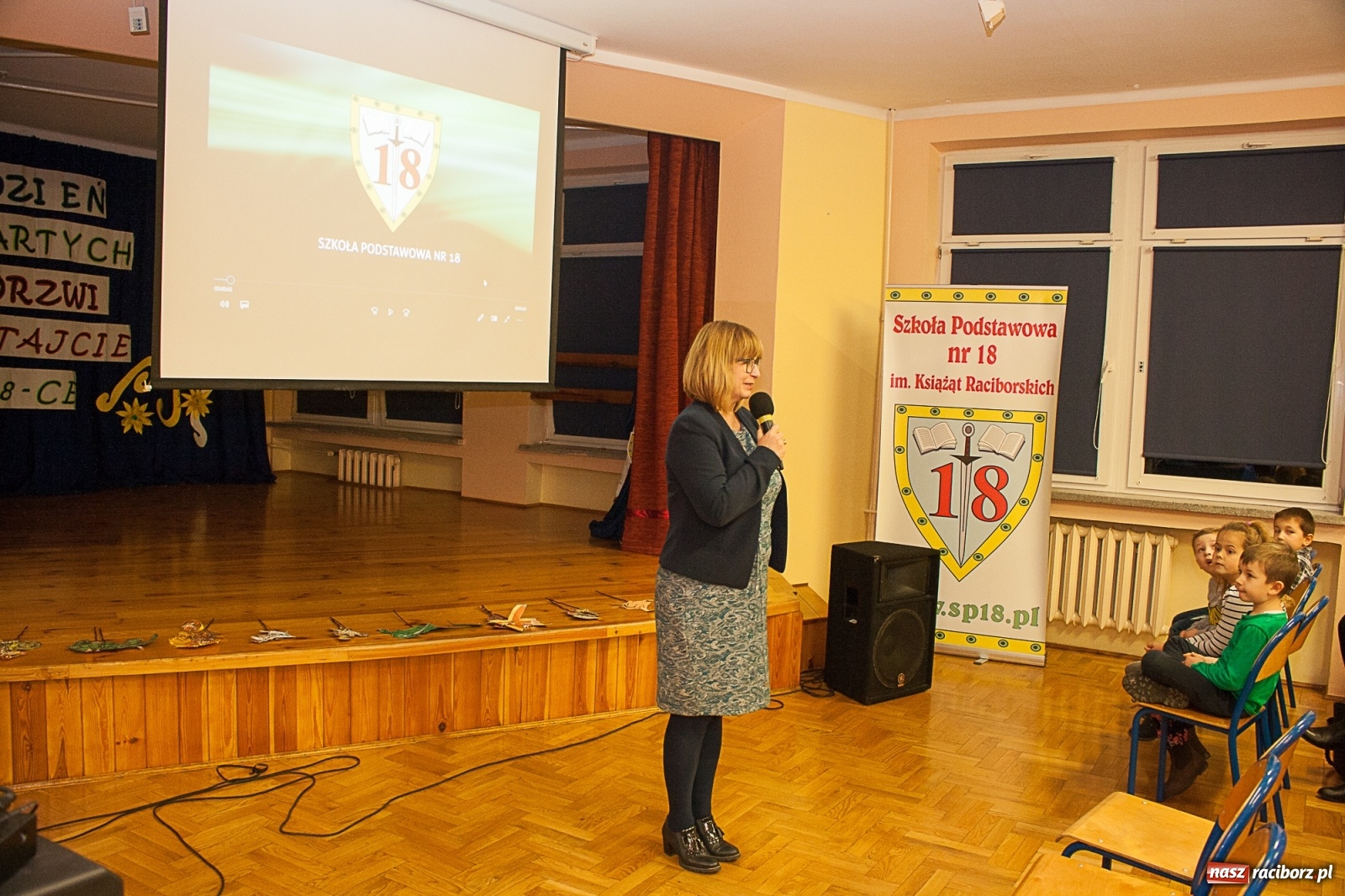 Zdjęcie w galerii na portalu naszraciborz.pl: Przyszli uczniowie odwiedzili SP18 wiadomości z regionu