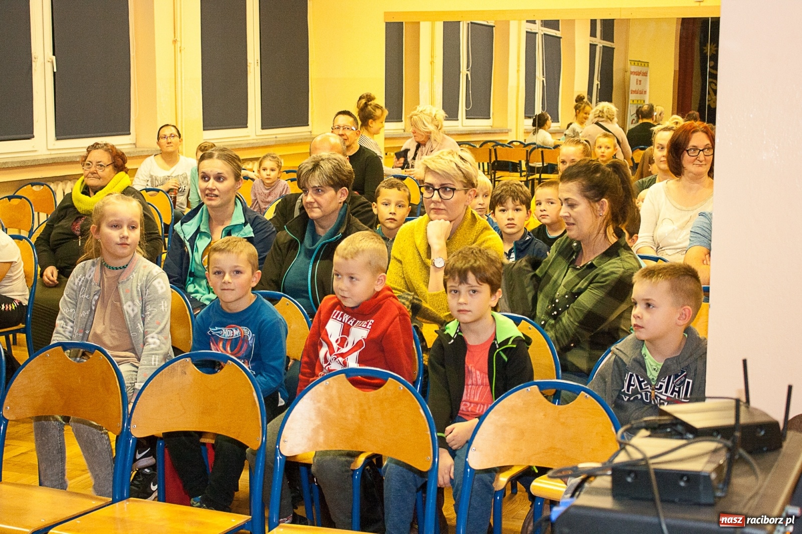 Zdjęcie w galerii na portalu naszraciborz.pl: Przyszli uczniowie odwiedzili SP18 wiadomości z regionu