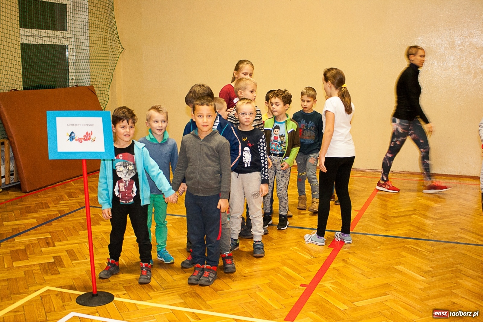 Zdjęcie w galerii na portalu naszraciborz.pl: Przyszli uczniowie odwiedzili SP18 wiadomości z regionu