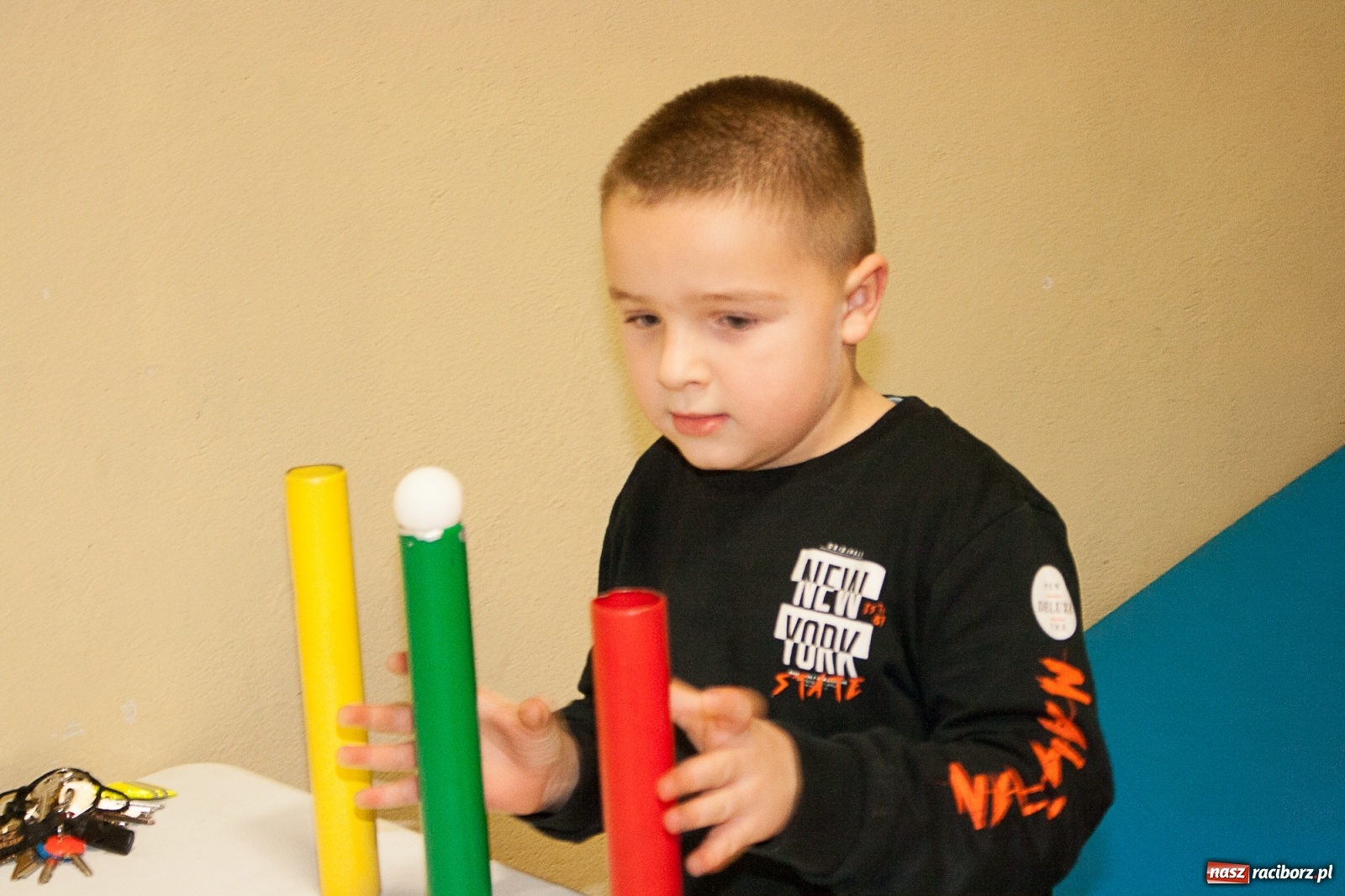 Zdjęcie w galerii na portalu naszraciborz.pl: Przyszli uczniowie odwiedzili SP18 wiadomości z regionu