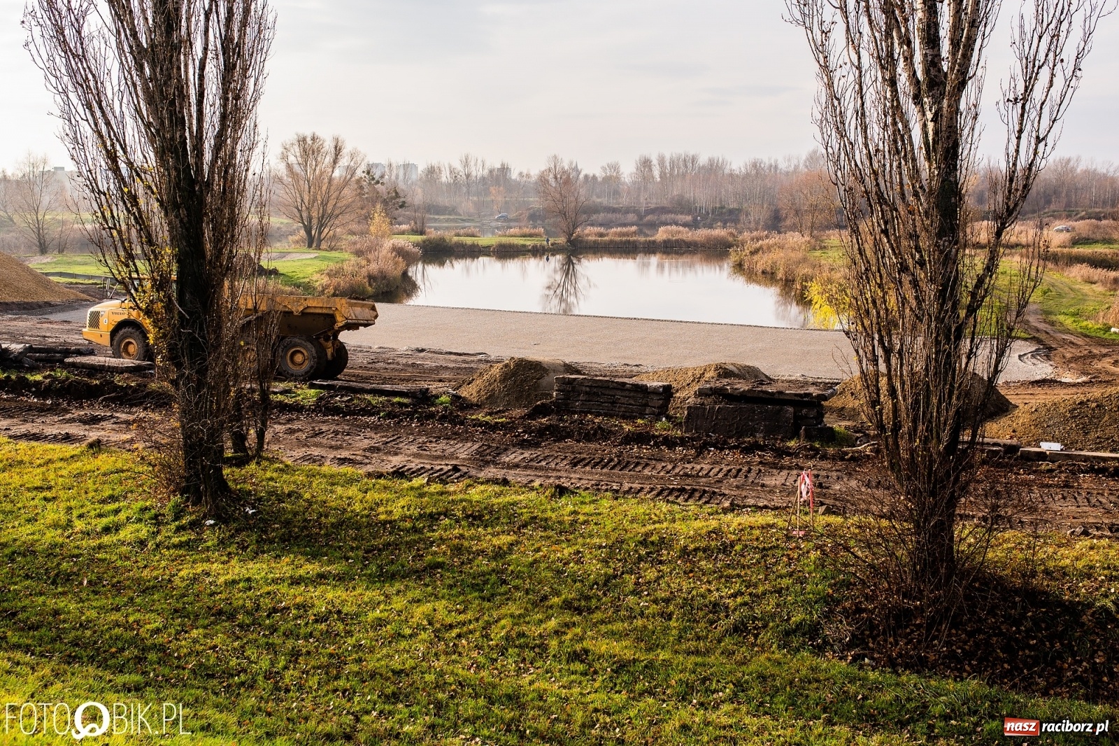 Zdjęcie w galerii na portalu naszraciborz.pl: Co dalej ze żwirowniami na Ostrogu? Komunikat Urzędu Miasta wiadomości z regionu