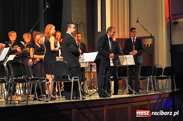 Zdjęcie w galerii na portalu naszraciborz.pl: Orkiestry z Poczdamu i Opola zagrały w RCK wiadomości z regionu