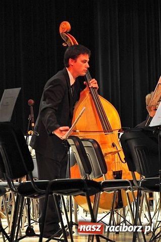 Zdjęcie w galerii na portalu naszraciborz.pl: Orkiestry z Poczdamu i Opola zagrały w RCK wiadomości z regionu