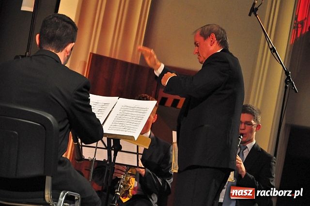 Zdjęcie w galerii na portalu naszraciborz.pl: Orkiestry z Poczdamu i Opola zagrały w RCK wiadomości z regionu