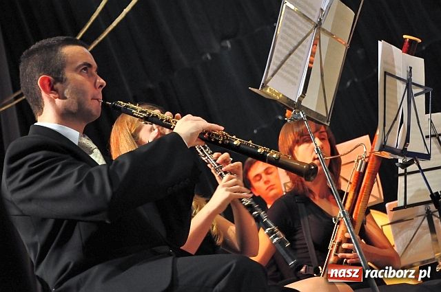 Zdjęcie w galerii na portalu naszraciborz.pl: Orkiestry z Poczdamu i Opola zagrały w RCK wiadomości z regionu