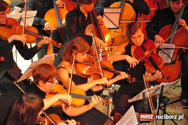 Zdjęcie w galerii na portalu naszraciborz.pl: Orkiestry z Poczdamu i Opola zagrały w RCK wiadomości z regionu