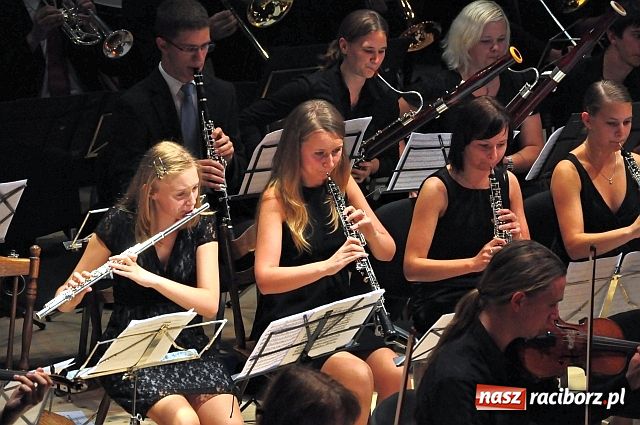 Zdjęcie w galerii na portalu naszraciborz.pl: Orkiestry z Poczdamu i Opola zagrały w RCK wiadomości z regionu
