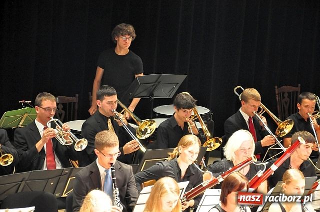 Zdjęcie w galerii na portalu naszraciborz.pl: Orkiestry z Poczdamu i Opola zagrały w RCK wiadomości z regionu