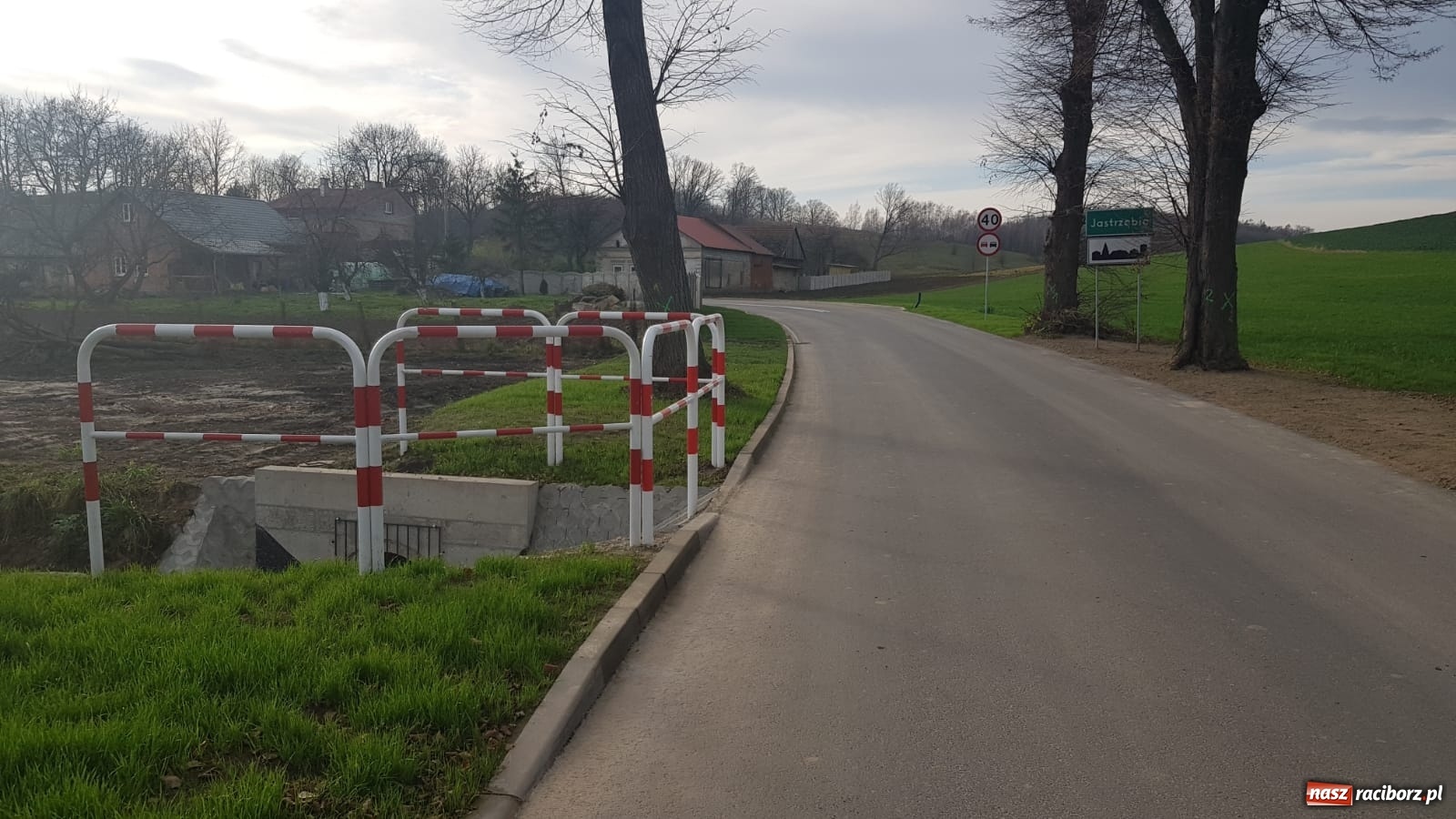 Zdjęcie w galerii na portalu naszraciborz.pl: Zakończono remont drogi powiatowej w Jastrzębiu wiadomości z regionu
