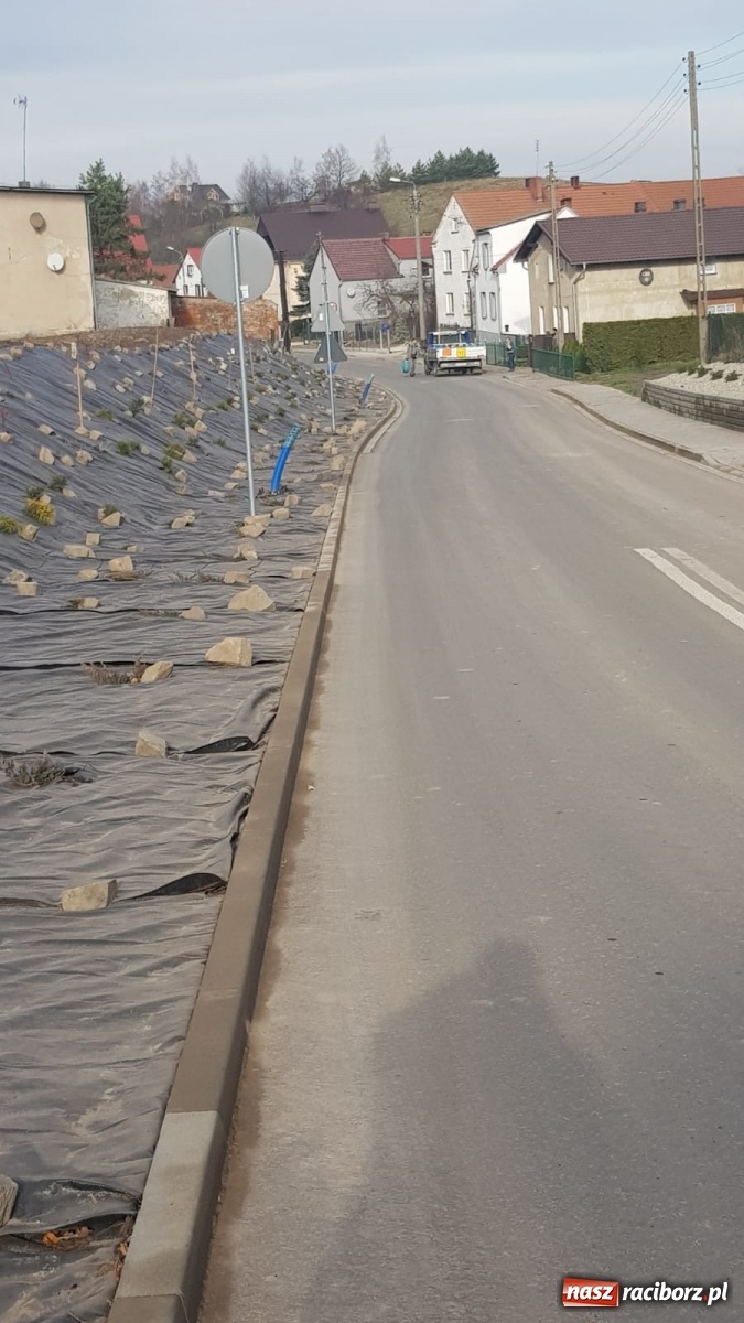 Zdjęcie w galerii na portalu naszraciborz.pl: Zakończono remont drogi powiatowej w Jastrzębiu wiadomości z regionu