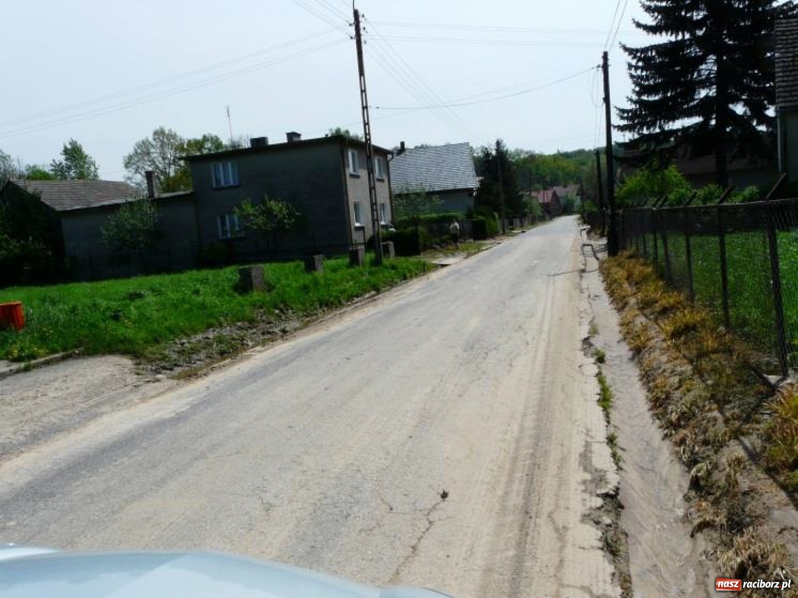 Zdjęcie w galerii na portalu naszraciborz.pl: Zakończono remont drogi powiatowej w Jastrzębiu wiadomości z regionu