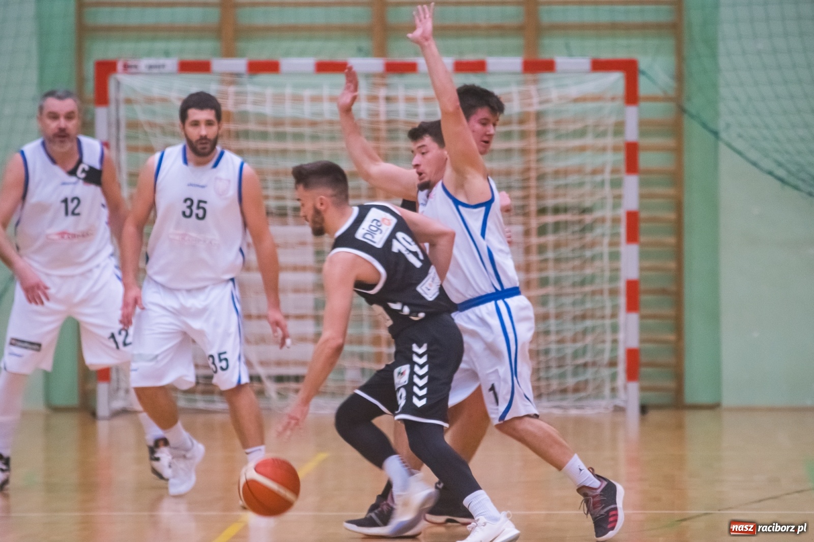 Zdjęcie w galerii na portalu naszraciborz.pl: Festiwal trójek Ofensywy [FOTO] wiadomości z regionu