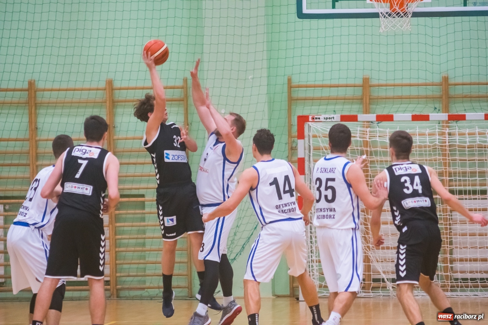 Zdjęcie w galerii na portalu naszraciborz.pl: Festiwal trójek Ofensywy [FOTO] wiadomości z regionu