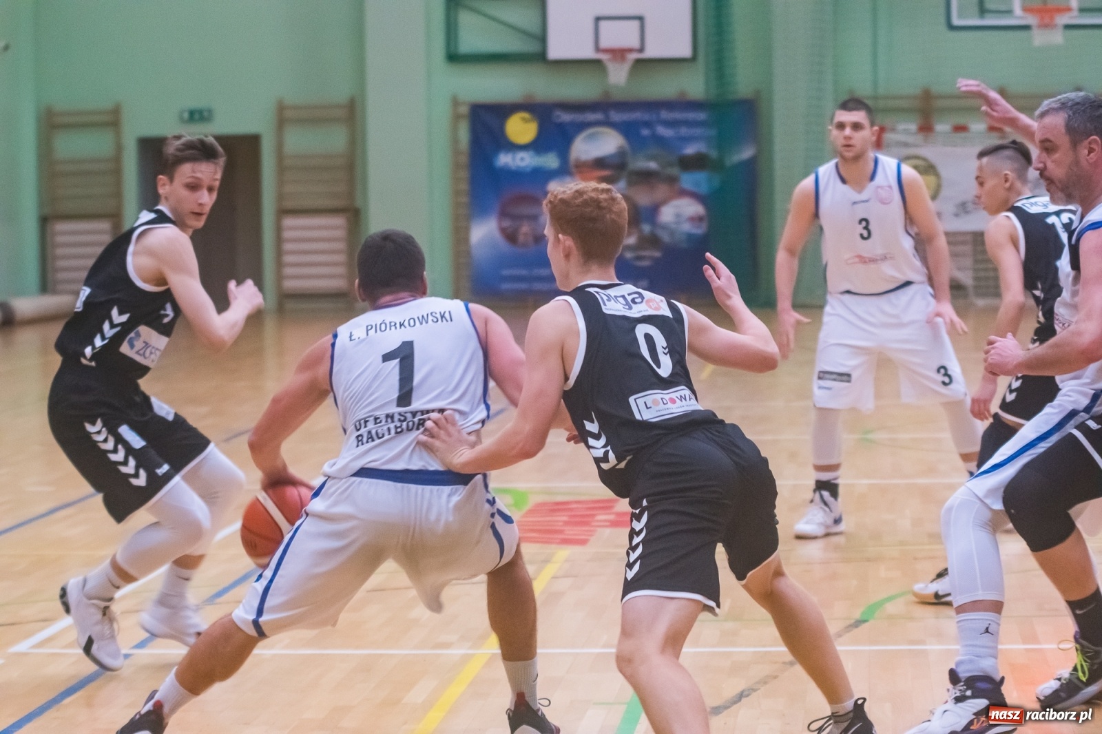 Zdjęcie w galerii na portalu naszraciborz.pl: Festiwal trójek Ofensywy [FOTO] wiadomości z regionu