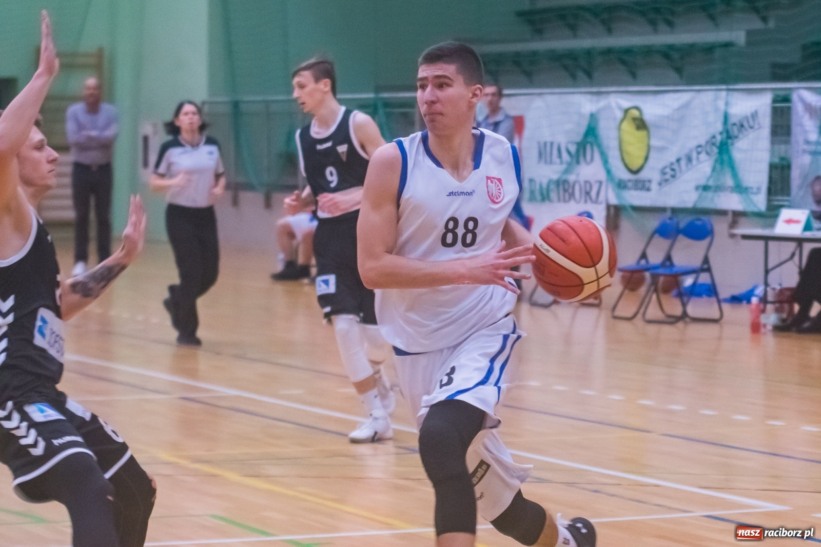 Zdjęcie w galerii na portalu naszraciborz.pl: Festiwal trójek Ofensywy [FOTO] wiadomości z regionu