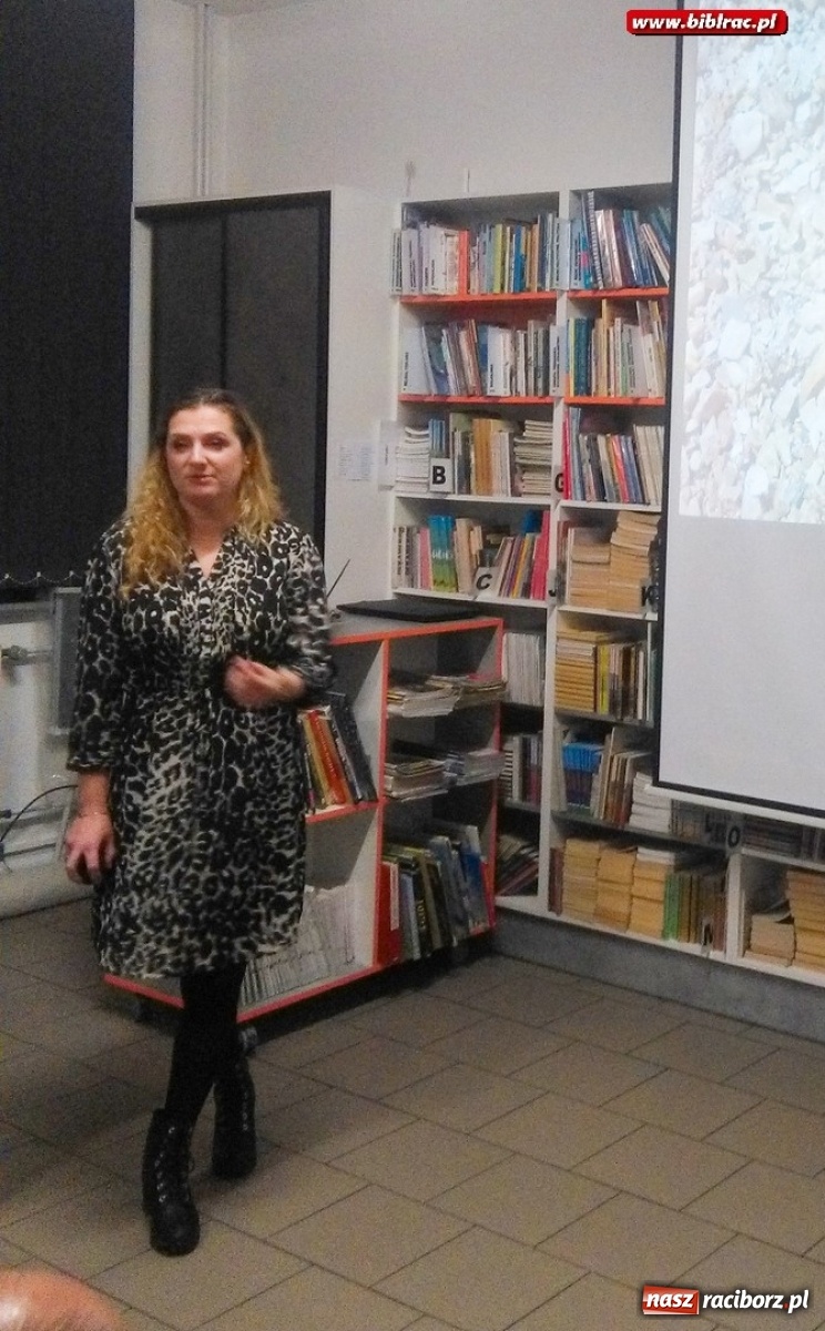 Zdjęcie w galerii na portalu naszraciborz.pl: Izrael pełen kontrastów w bibliotece w Markowicach wiadomości z regionu