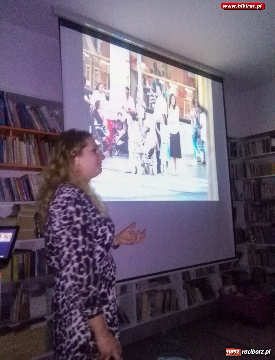 Zdjęcie w galerii na portalu naszraciborz.pl: Izrael pełen kontrastów w bibliotece w Markowicach wiadomości z regionu