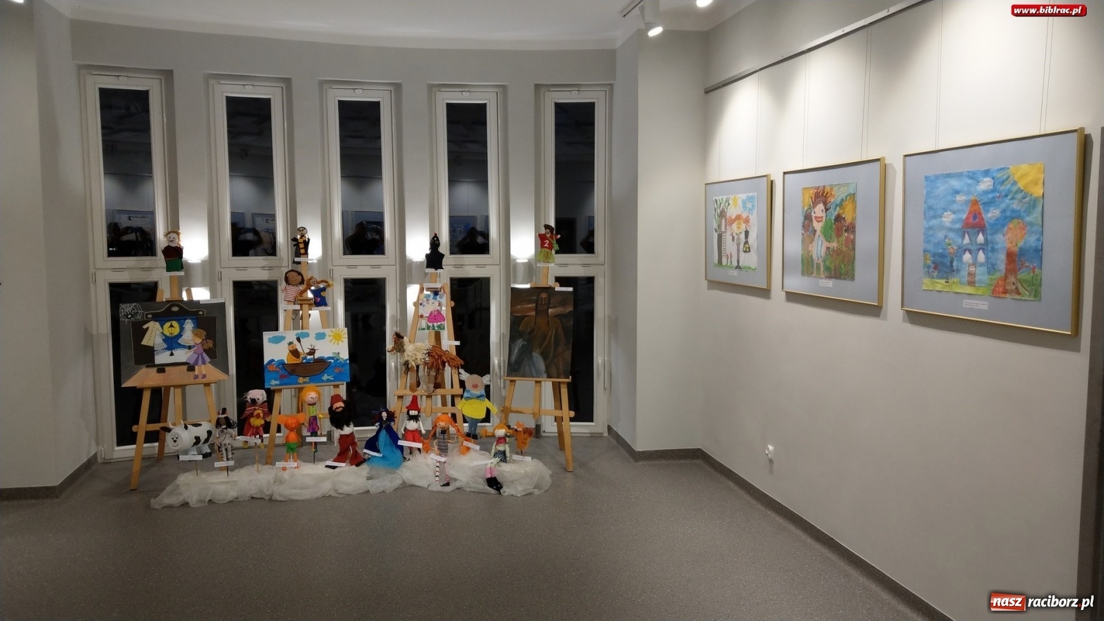 Zdjęcie w galerii na portalu naszraciborz.pl: Hej, przygodo! W bibliotece rozstrzygnięto Ogólnopolski Konkurs Plastyczny  wiadomości z regionu