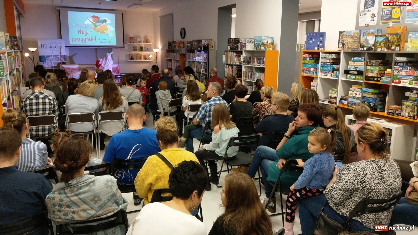 Zdjęcie w galerii na portalu naszraciborz.pl: Hej, przygodo! W bibliotece rozstrzygnięto Ogólnopolski Konkurs Plastyczny  wiadomości z regionu