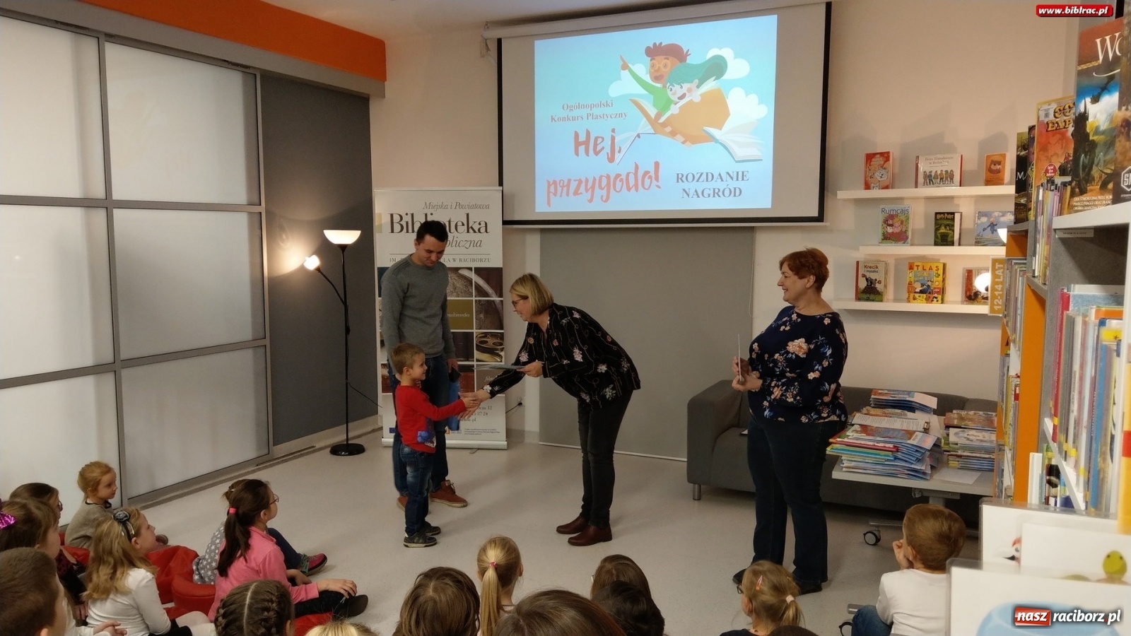 Zdjęcie w galerii na portalu naszraciborz.pl: Hej, przygodo! W bibliotece rozstrzygnięto Ogólnopolski Konkurs Plastyczny  wiadomości z regionu