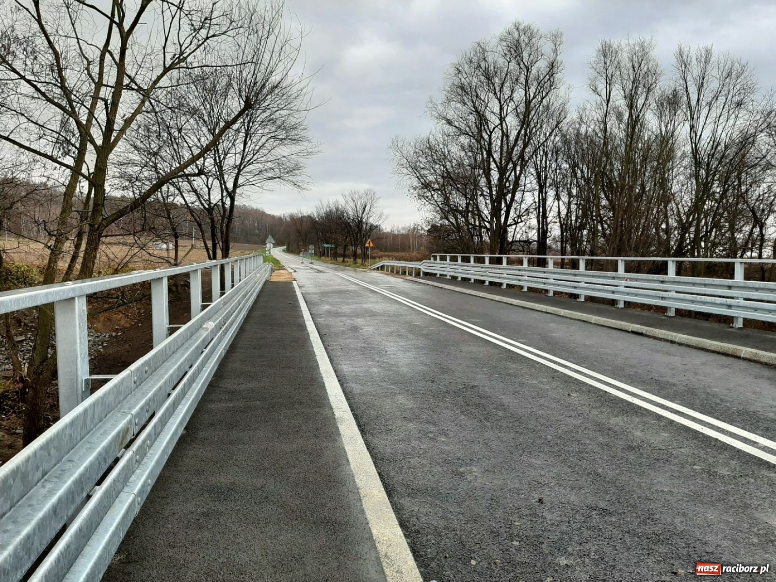 Zdjęcie w galerii na portalu naszraciborz.pl: Most w Syryni już przejezdny wiadomości z regionu