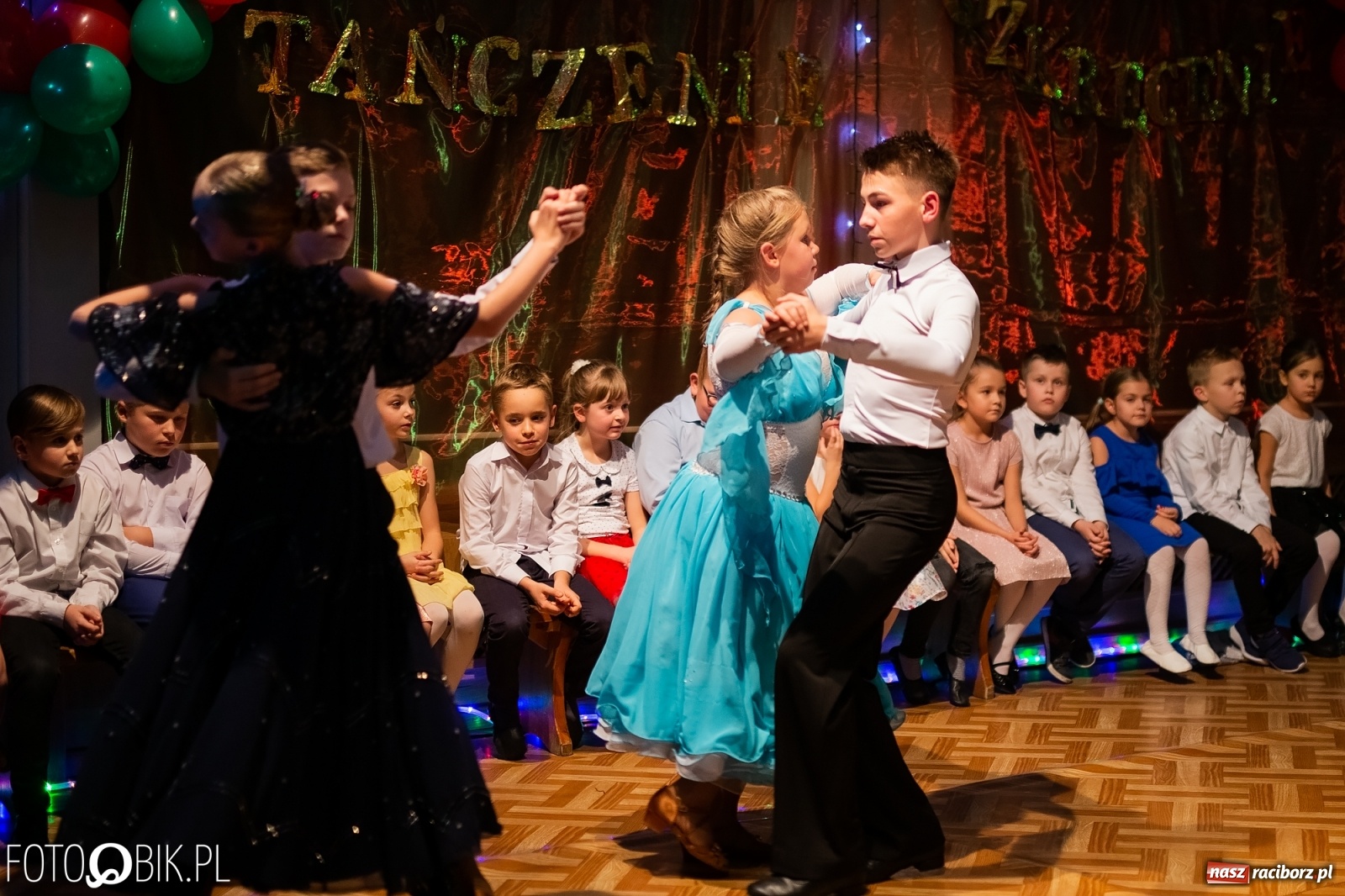 Zdjęcie w galerii na portalu naszraciborz.pl: Jesienne tańczenie na rozkręcenie w MDK wiadomości z regionu