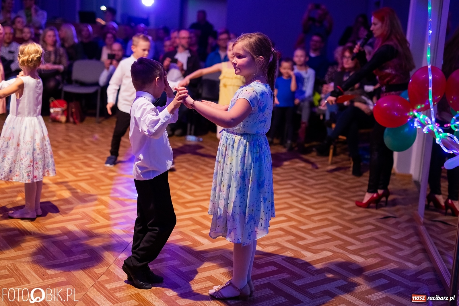Zdjęcie w galerii na portalu naszraciborz.pl: Jesienne tańczenie na rozkręcenie w MDK wiadomości z regionu