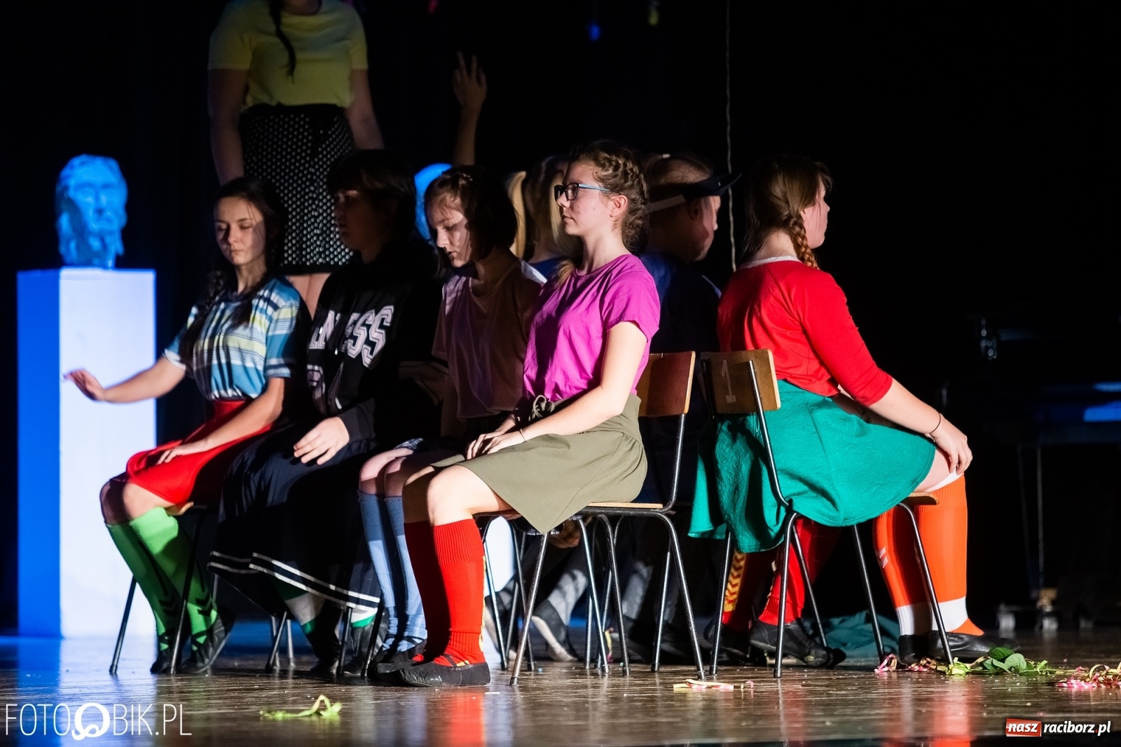 Zdjęcie w galerii na portalu naszraciborz.pl: Grupa teatralna Melpomena wystąpiła na deskach RCK wiadomości z regionu