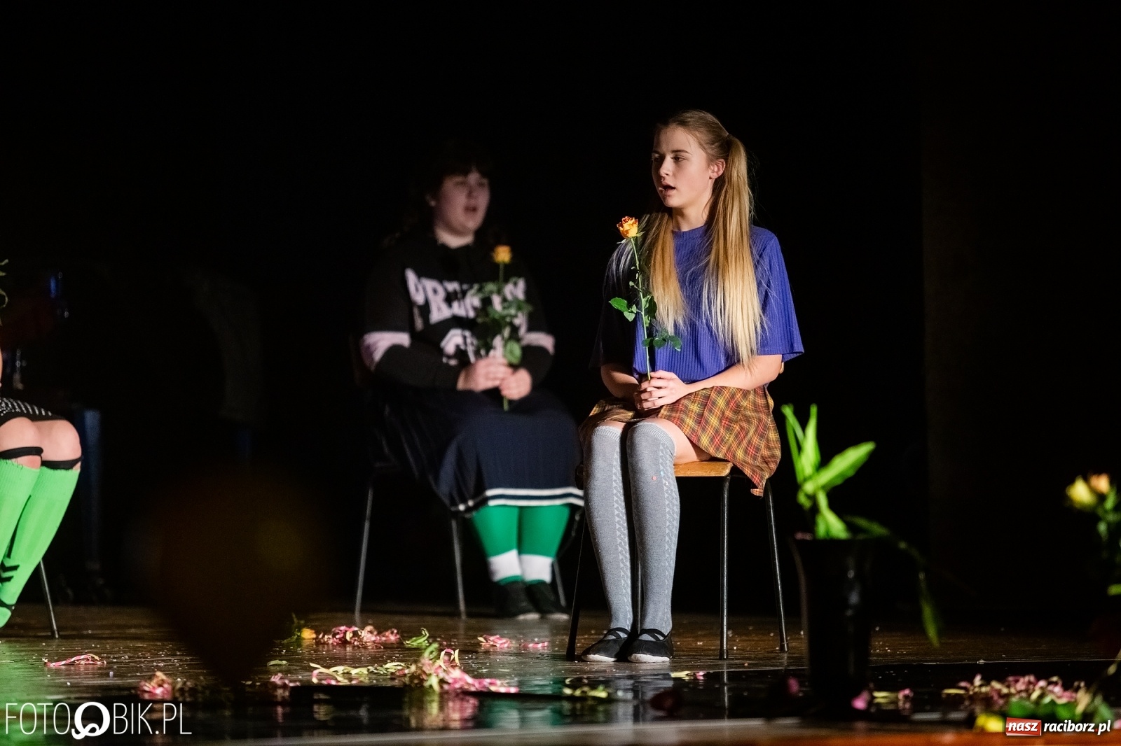 Zdjęcie w galerii na portalu naszraciborz.pl: Grupa teatralna Melpomena wystąpiła na deskach RCK wiadomości z regionu