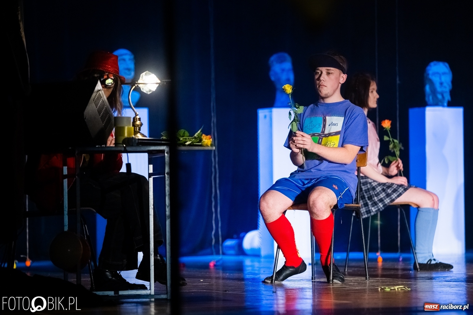 Zdjęcie w galerii na portalu naszraciborz.pl: Grupa teatralna Melpomena wystąpiła na deskach RCK wiadomości z regionu