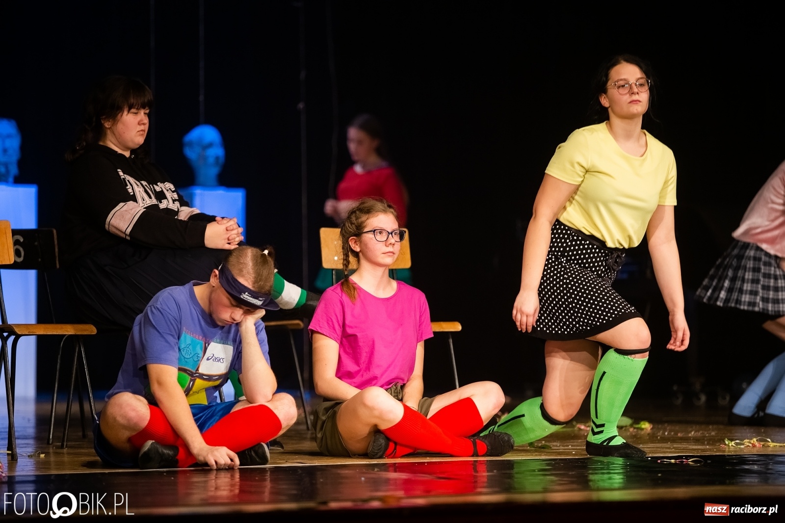 Zdjęcie w galerii na portalu naszraciborz.pl: Grupa teatralna Melpomena wystąpiła na deskach RCK wiadomości z regionu