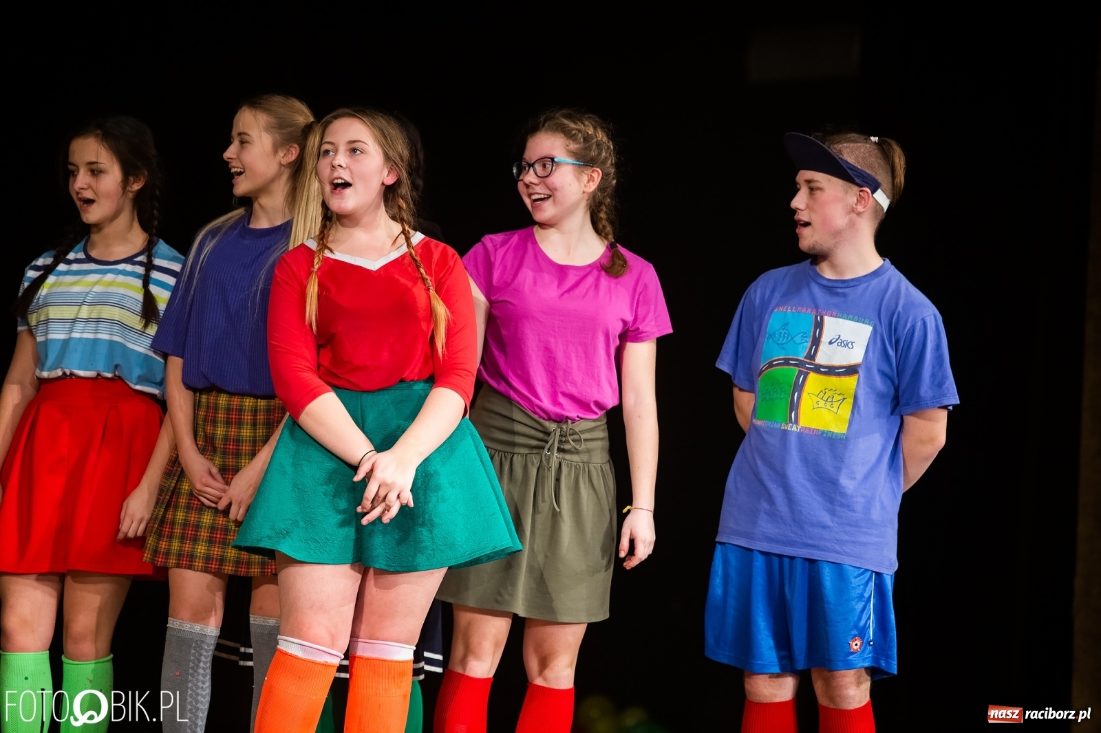 Zdjęcie w galerii na portalu naszraciborz.pl: Grupa teatralna Melpomena wystąpiła na deskach RCK wiadomości z regionu