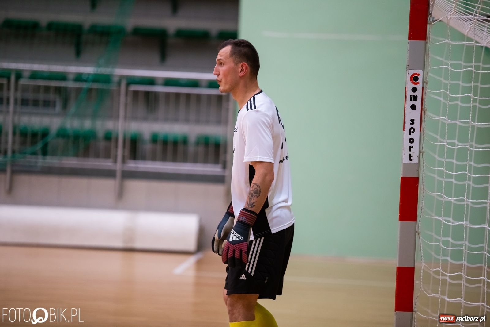 Zdjęcie w galerii na portalu naszraciborz.pl: Piątkowe emocje w HLPN. Mistrz nie dał szans rywalowi wiadomości z regionu