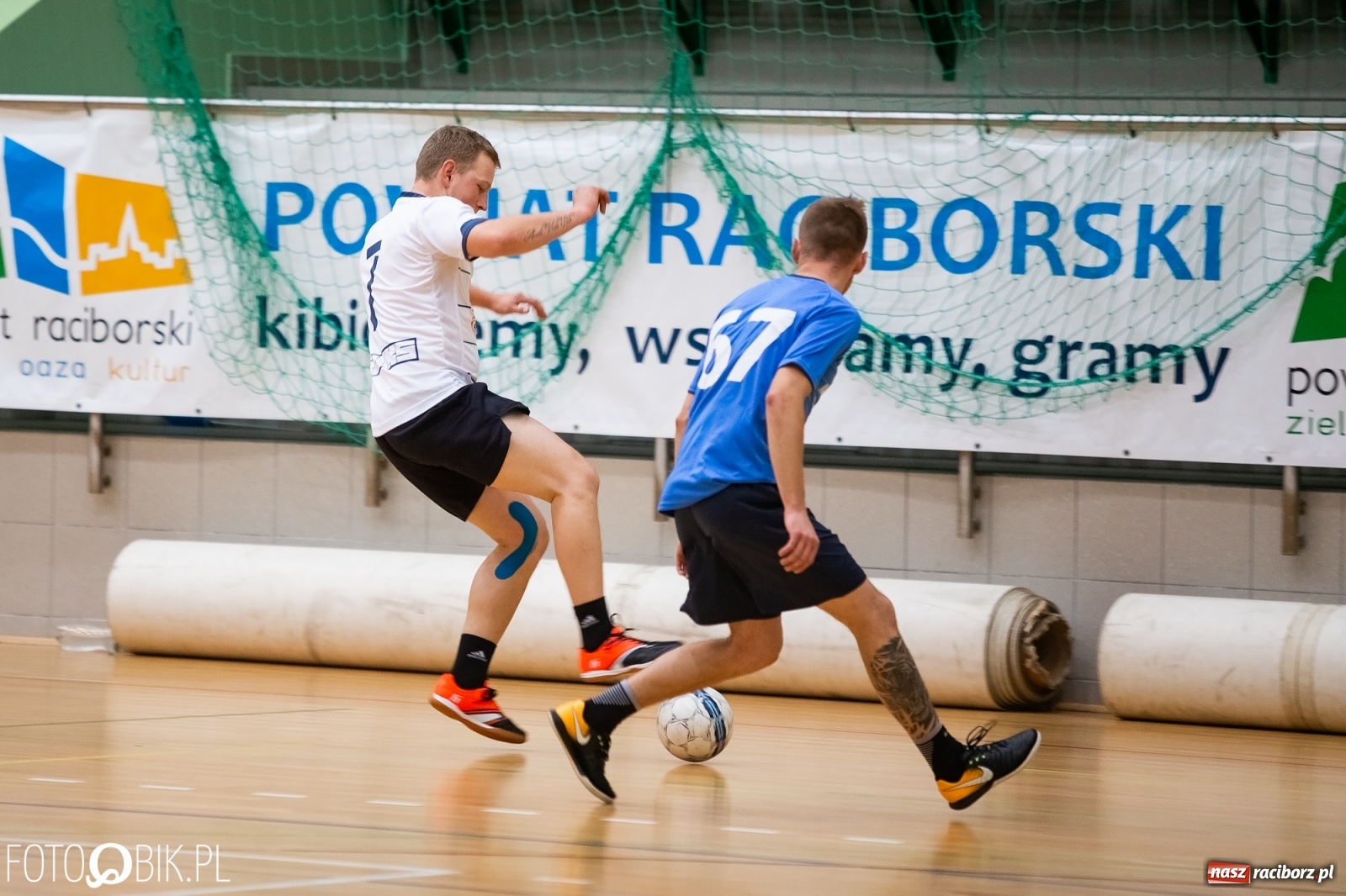 Zdjęcie w galerii na portalu naszraciborz.pl: Piątkowe emocje w HLPN. Mistrz nie dał szans rywalowi wiadomości z regionu