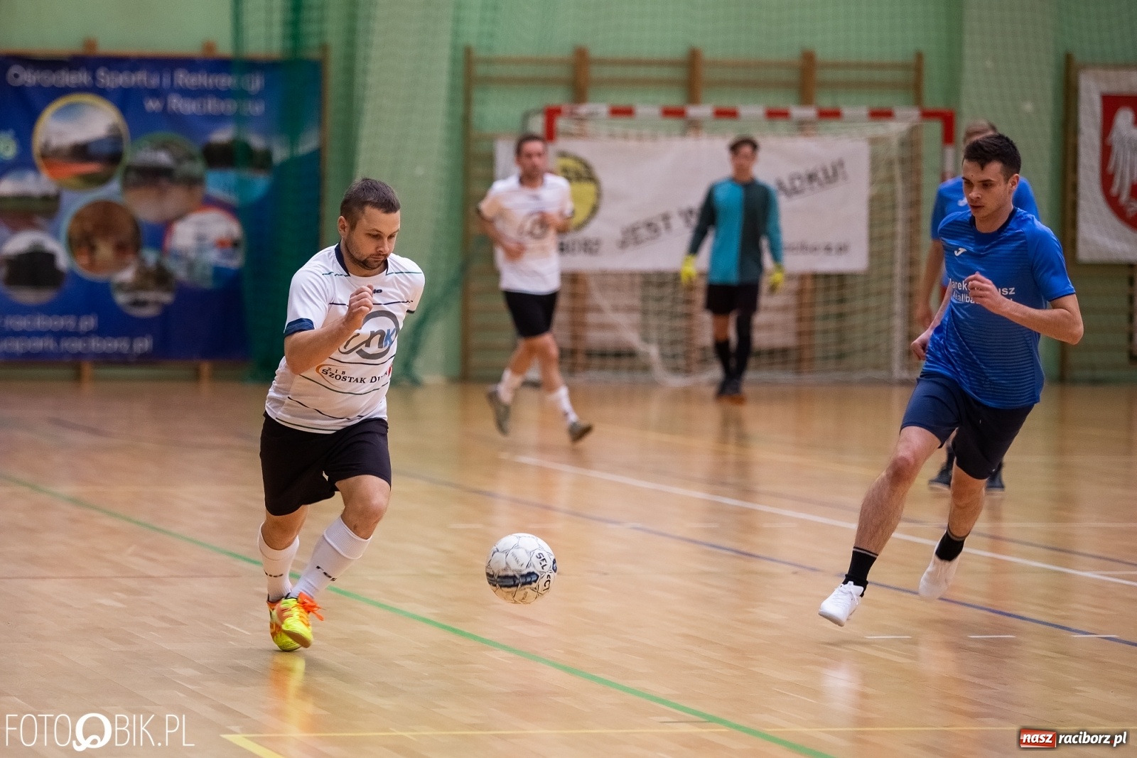 Zdjęcie w galerii na portalu naszraciborz.pl: Piątkowe emocje w HLPN. Mistrz nie dał szans rywalowi wiadomości z regionu