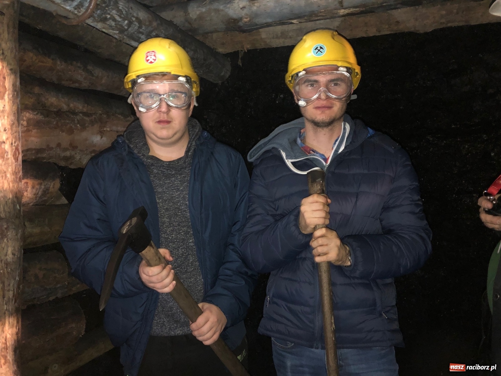Zdjęcie w galerii na portalu naszraciborz.pl: Uczniowie ZSS zjechali głęboko pod ziemię na zakończenie ważnego projektu  wiadomości z regionu