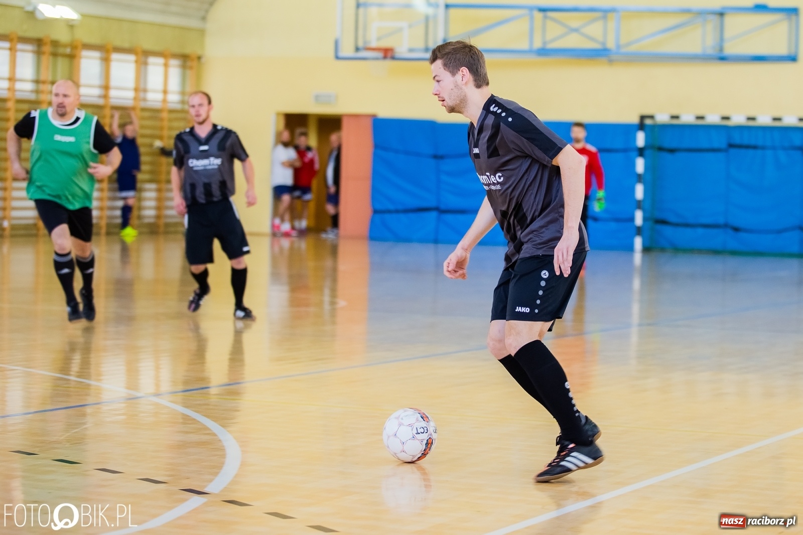 Zdjęcie w galerii na portalu naszraciborz.pl: IV Memoriał Jana Staniendy w Pietrowicach Wielkich wiadomości z regionu