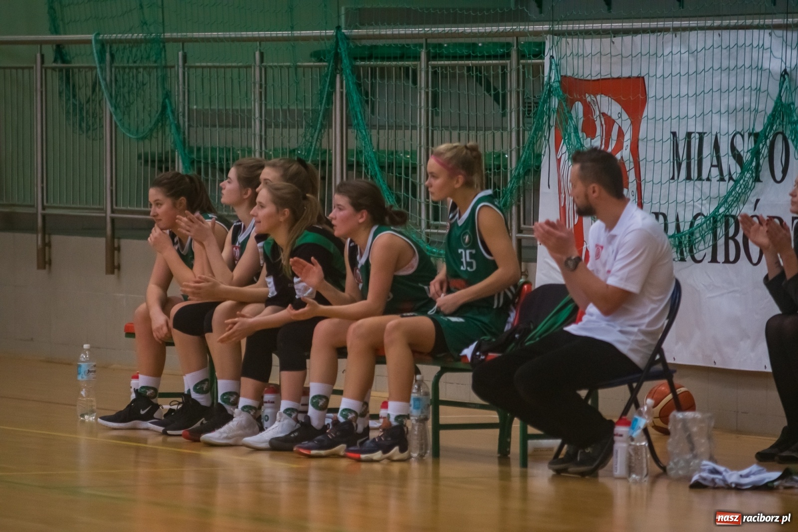 Zdjęcie w galerii na portalu naszraciborz.pl: Koszykarskie derby regionu dla Rybnika [FOTO] wiadomości z regionu