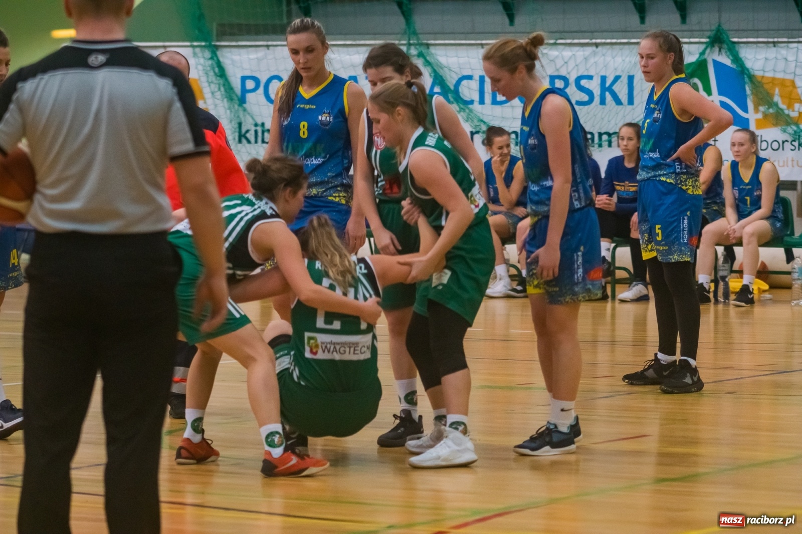 Zdjęcie w galerii na portalu naszraciborz.pl: Koszykarskie derby regionu dla Rybnika [FOTO] wiadomości z regionu