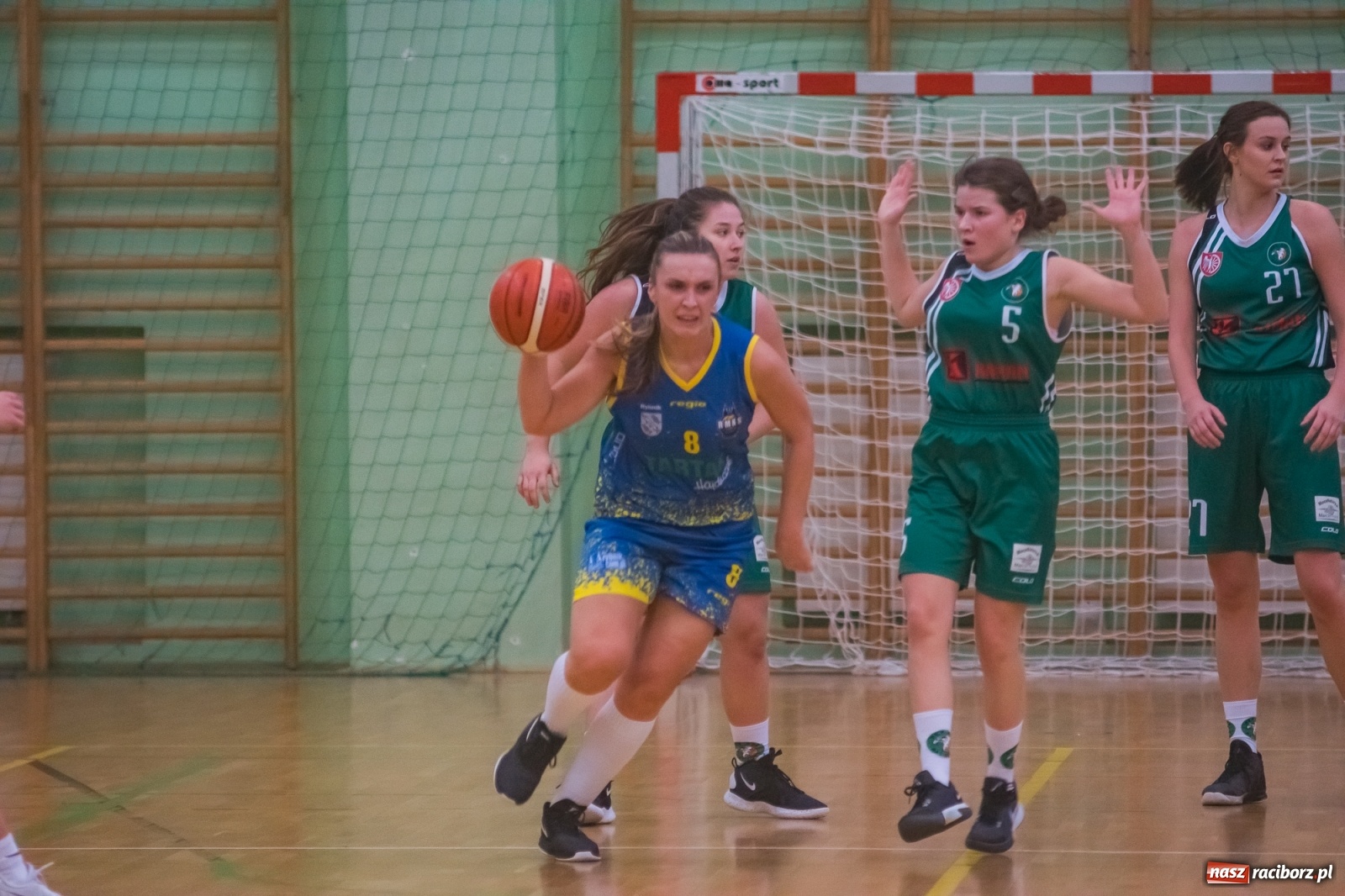 Zdjęcie w galerii na portalu naszraciborz.pl: Koszykarskie derby regionu dla Rybnika [FOTO] wiadomości z regionu