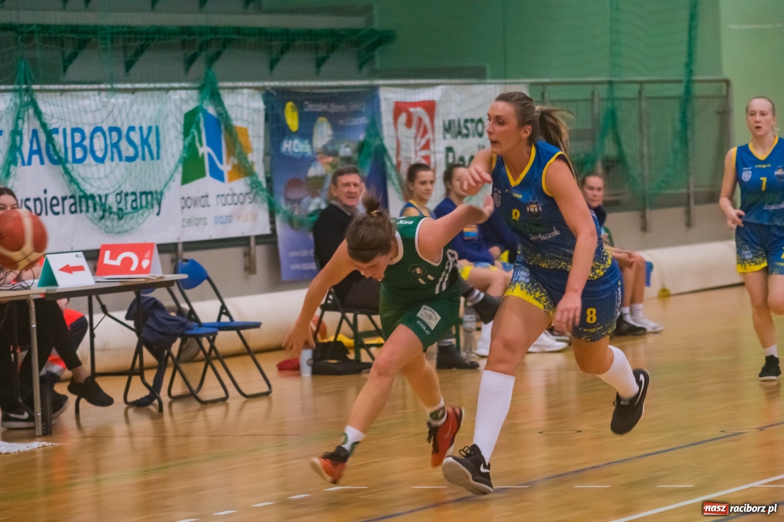 Zdjęcie w galerii na portalu naszraciborz.pl: Koszykarskie derby regionu dla Rybnika [FOTO] wiadomości z regionu