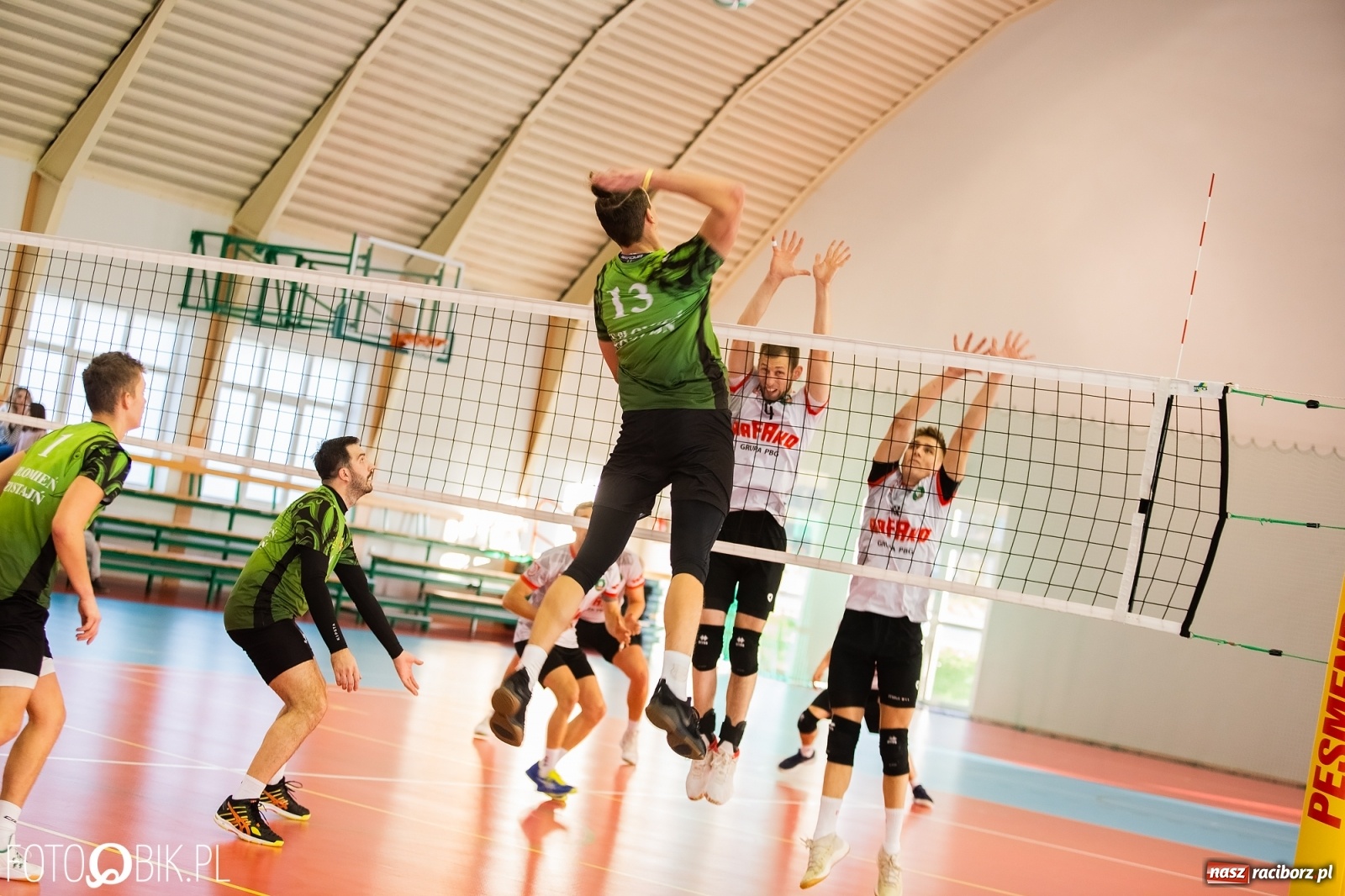 Zdjęcie w galerii na portalu naszraciborz.pl: Siatkówka. Płomień z Przystajni pochłonął Rafako [FOTO] wiadomości z regionu