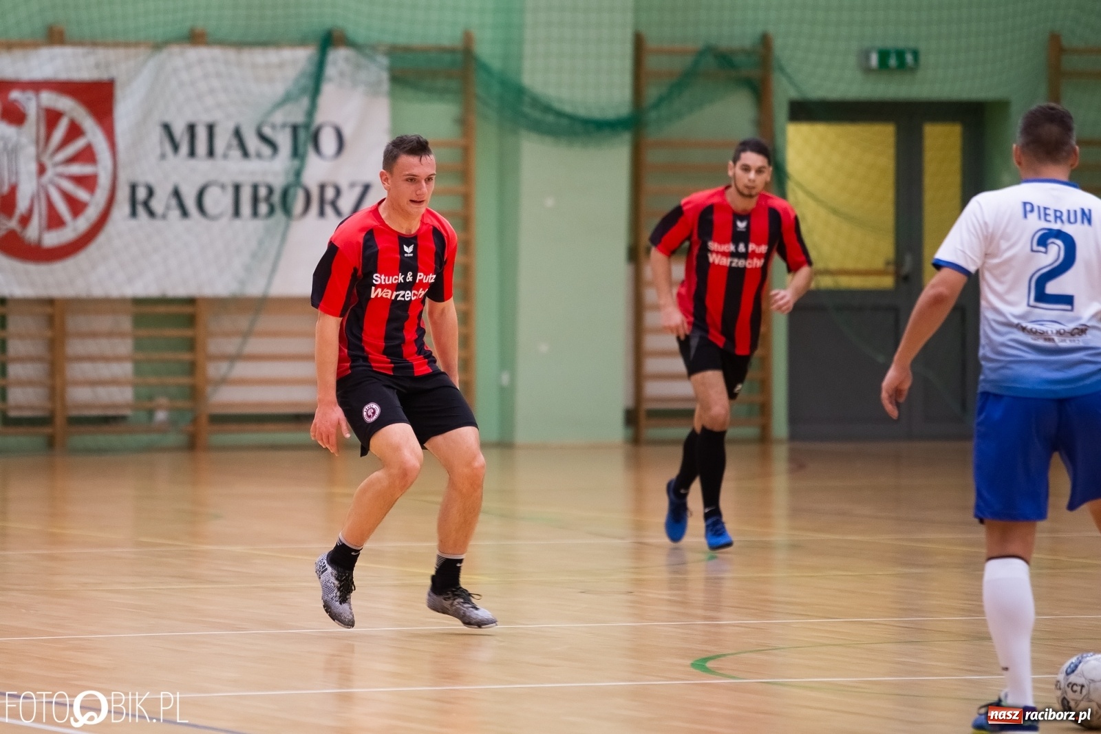 Zdjęcie w galerii na portalu naszraciborz.pl: Grad goli w sobotnich pojedynkach HLPN wiadomości z regionu