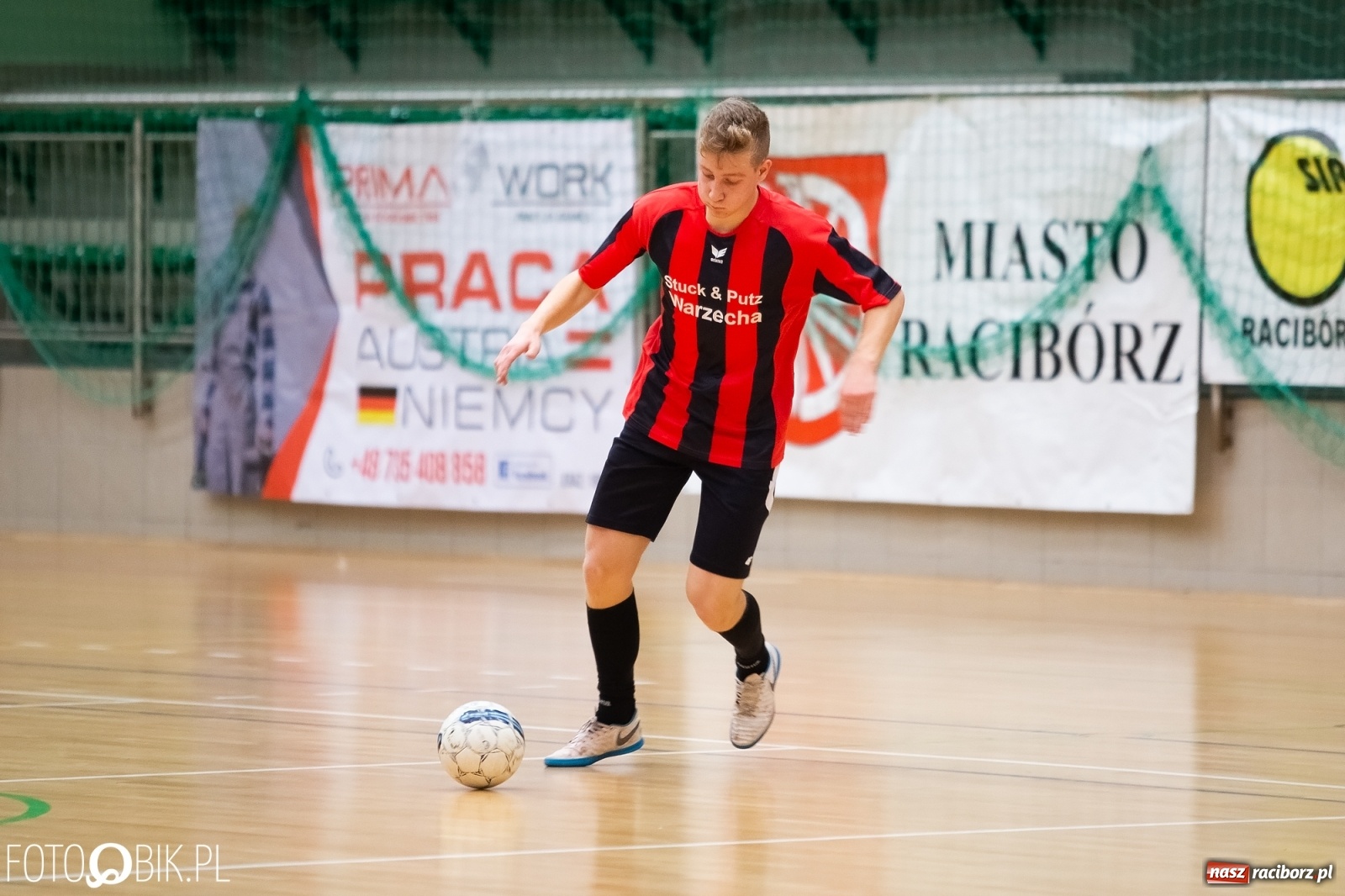 Zdjęcie w galerii na portalu naszraciborz.pl: Grad goli w sobotnich pojedynkach HLPN wiadomości z regionu