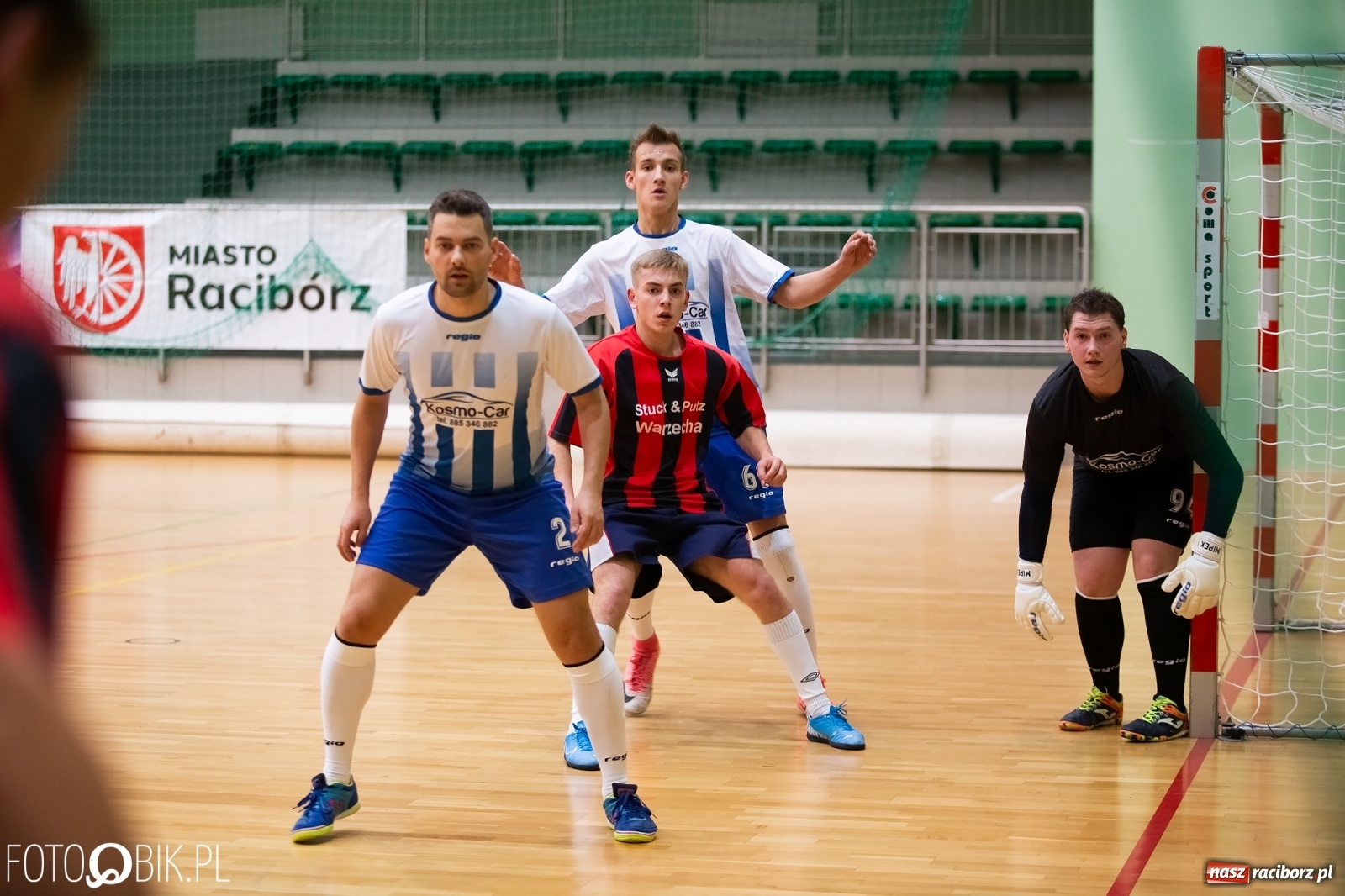 Zdjęcie w galerii na portalu naszraciborz.pl: Grad goli w sobotnich pojedynkach HLPN wiadomości z regionu