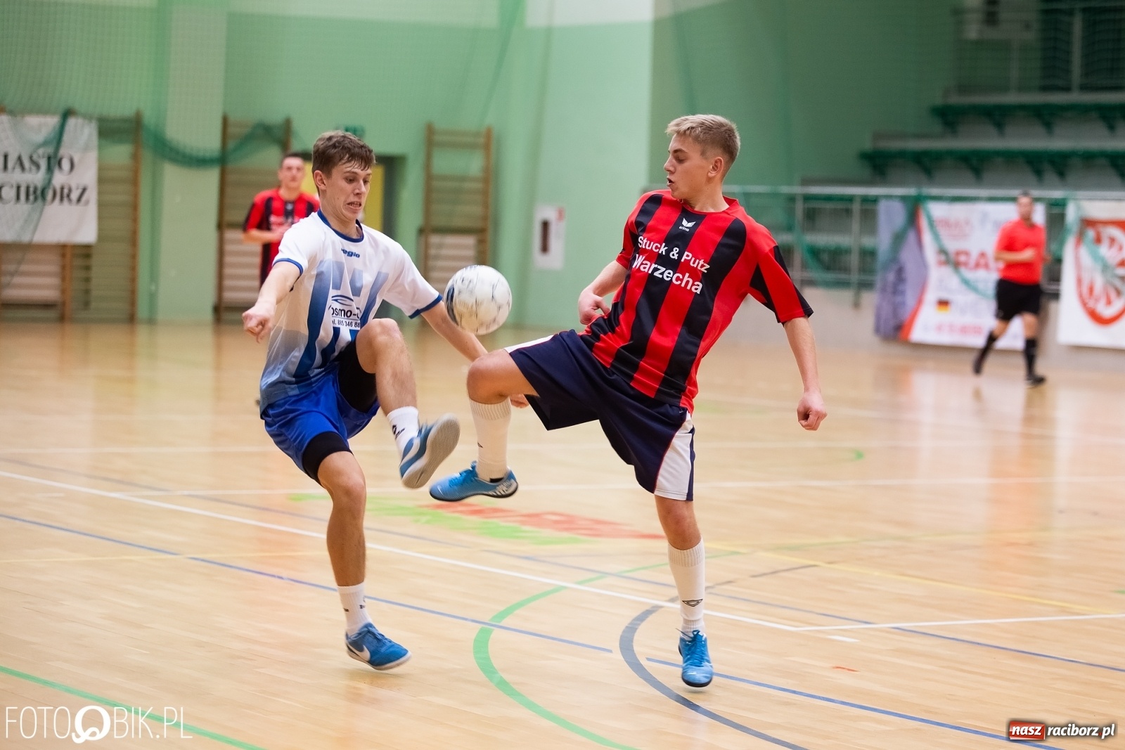 Zdjęcie w galerii na portalu naszraciborz.pl: Grad goli w sobotnich pojedynkach HLPN wiadomości z regionu